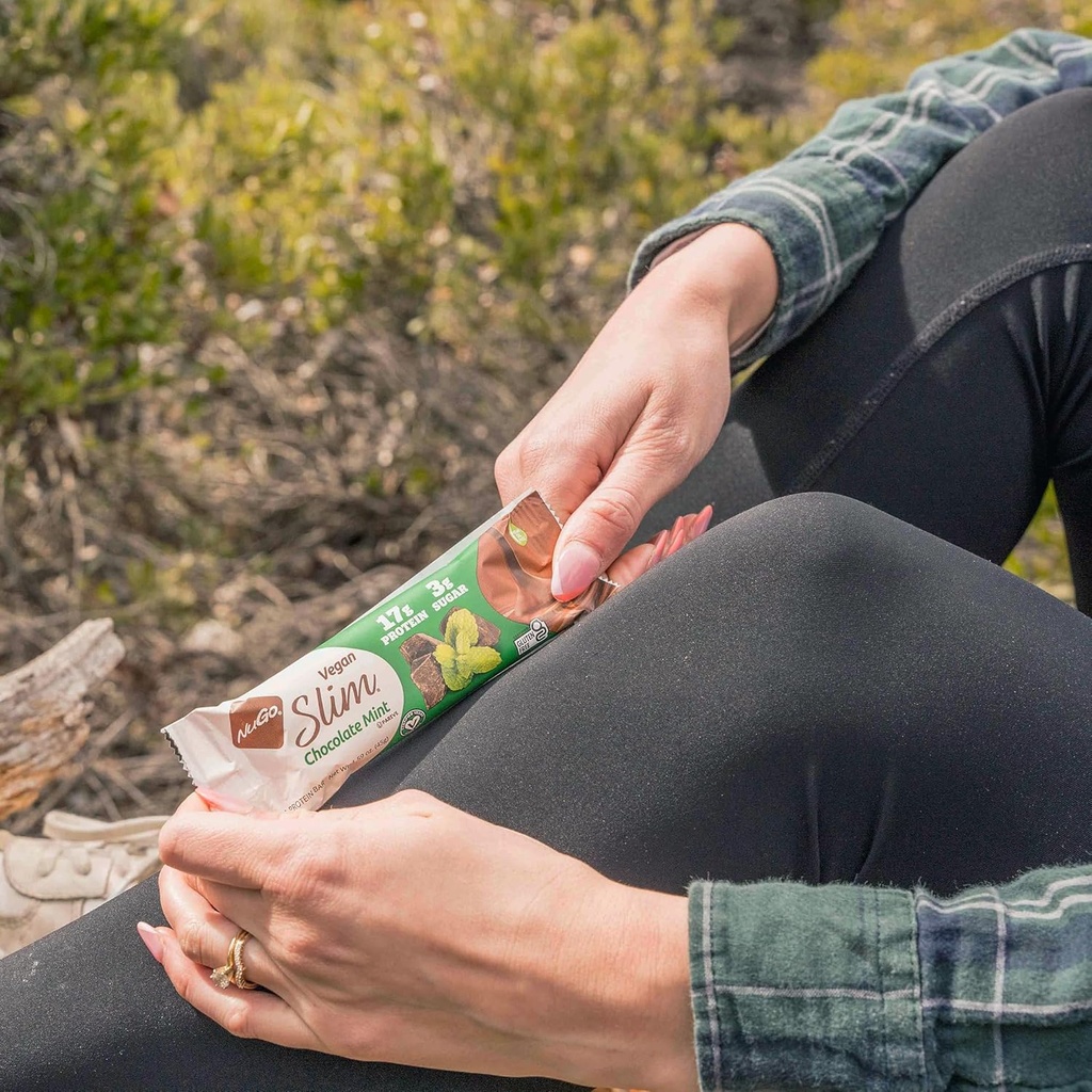 nugo-slim-dark-chocolate-mint-18g-vegan--3.jpg